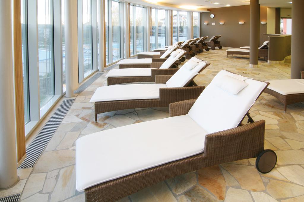 Stroebinger Hof - Therme Wellness Resort Bad Endorf Exterior photo
